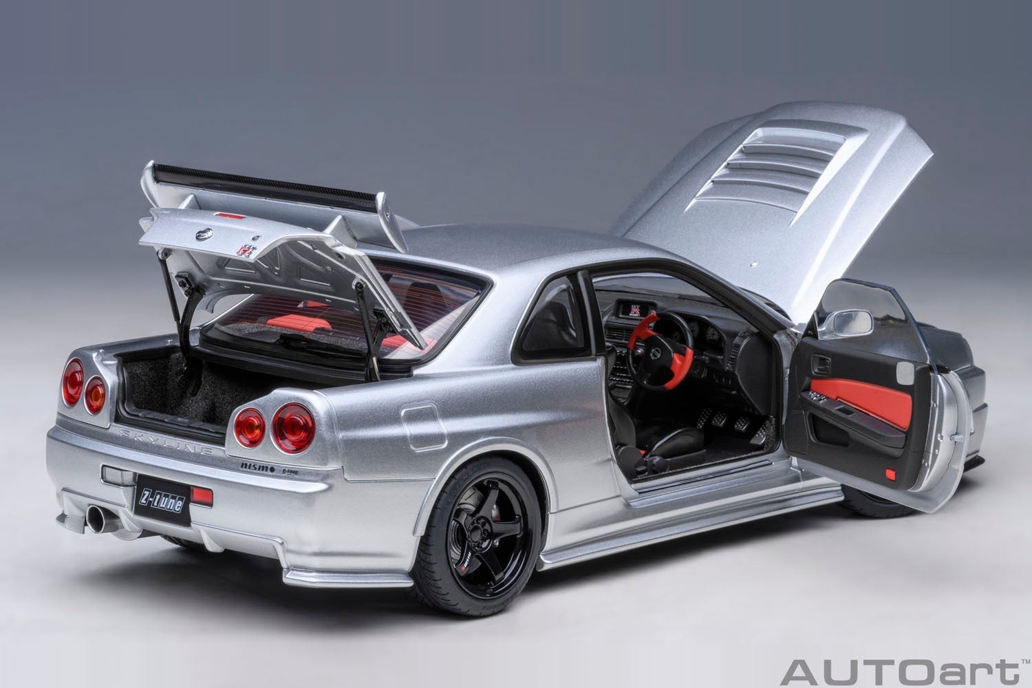 オートアート社製 「NISMO R34 GT-R Z-tune シルバー」精巧な1/18
