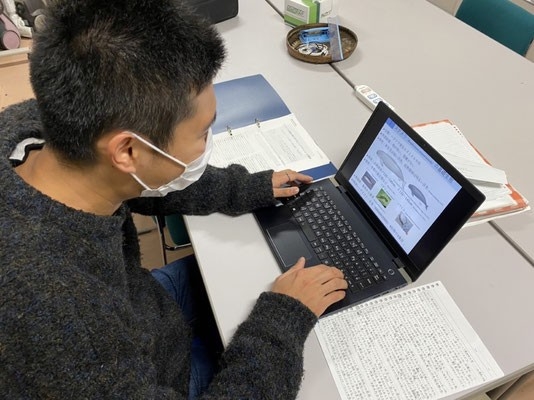 千葉科学大学危機管理学部動物危機管理学科 萩原さん 研究風景