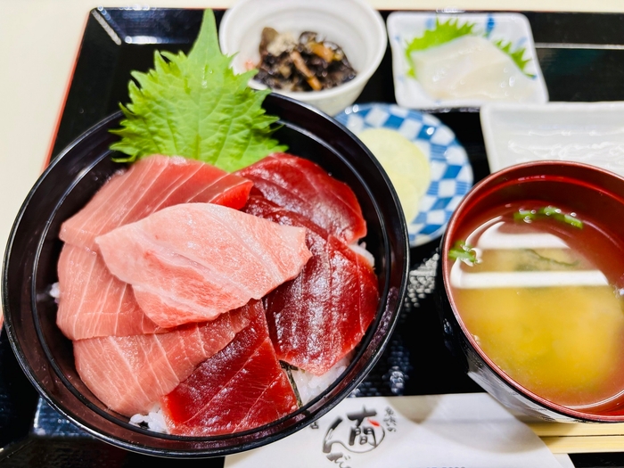 魚喰いの大間んぞく