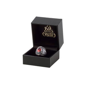 yDRx4RNTuUWbVJaWqjrr.jpg?w=940&h=940