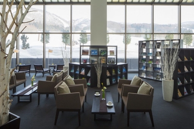 yEhtwbBotKgXY9Qm3jVh.jpg?w=940&h=940