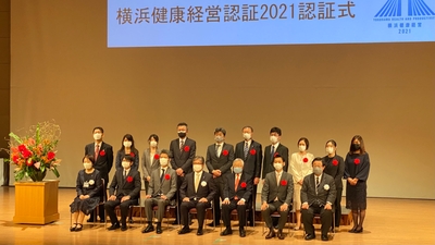 yH3AongeGbSc4bwbhQy9.jpg?w=940&h=940