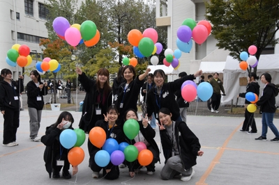 yKMeGmDgDWIYCzJr5yD6.jpg?w=940&h=940