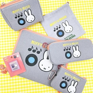 yVs9GoF0uI4ToMszrLsp.jpg?w=940&h=940