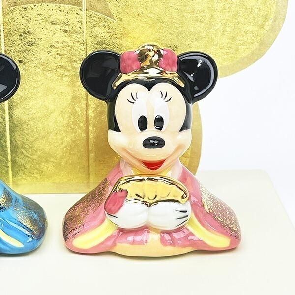 吉徳が手掛けるミッキーミニーひな人形。コンパクトなサイズに高級感と