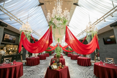 yayE217mQOXdM9u5bRhB.jpg?w=940&h=940