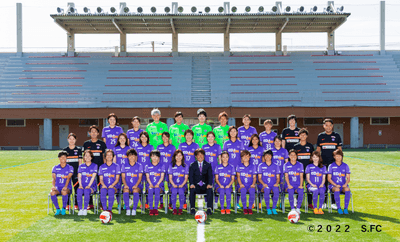 ycmzB70c5W1Yr8BTXfs7.png?w=940&h=940