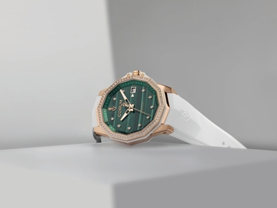 ycnSEd6qcz5VXFcCpz5C.jpg?w=940&h=940