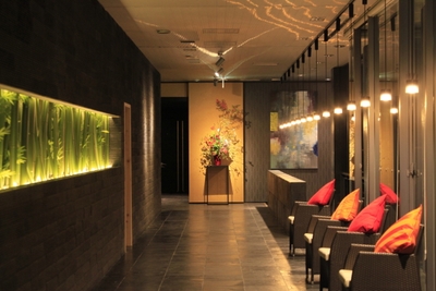 ydYmMB74HQgOXXZ3EoNi.jpg?w=940&h=940