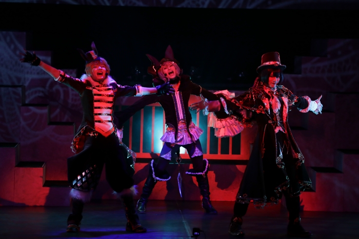 © I★Chu the stage 2021