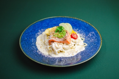 yeN0XNs5fF1p0NyVlucl.jpg?w=940&h=940