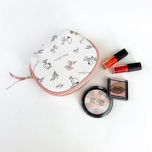 yhiKxKSKKWU5lpwaQSjD.jpg?w=940&h=940