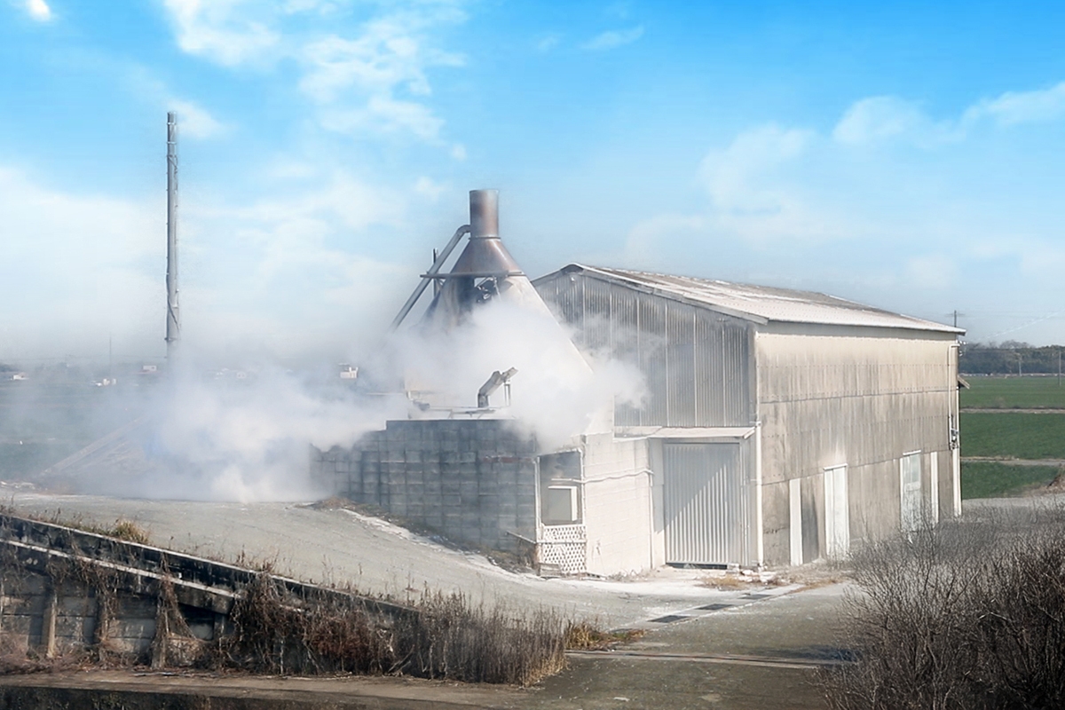 100%自然素材でつくる「漆喰製造所」