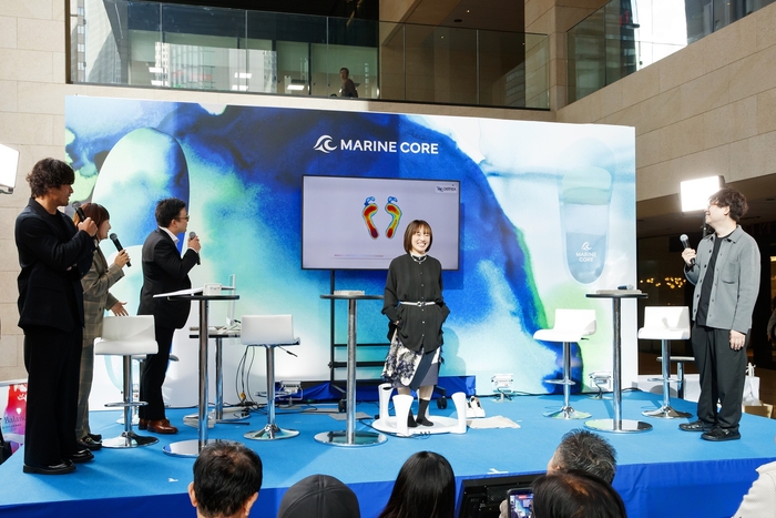 足裏測定・インソール 体験テージ 中央・登坂絵莉さん