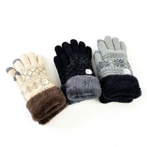 ymI06Khnhq04YGSXmmZF.jpg?w=940&h=940