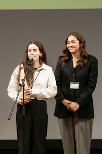 ysyY9DTw1yKbeXvowzmC.jpg?w=940&h=940