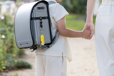 次世代の子ども見守りソリューション “iPhoneの「探す」で居場所がわかる防犯ブザー”が販売開始