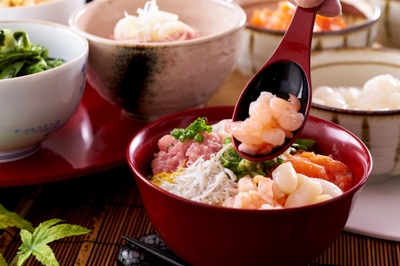 yu8OFcxcwhVa5aDcMwYm.jpg?w=940&h=940