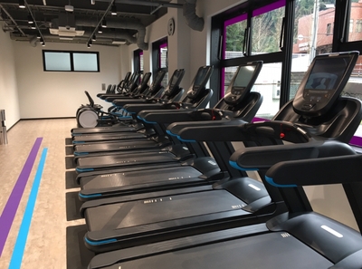 yxbFnW2fm5CFjGFsITOc.jpg?w=940&h=940