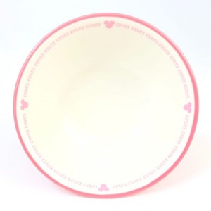 yyNt6YBQid46p7pNhkvr.jpg?w=940&h=940