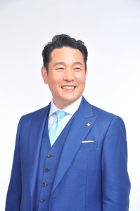 yypc8J2GyULfr05zmsqg.jpg?w=940&h=940