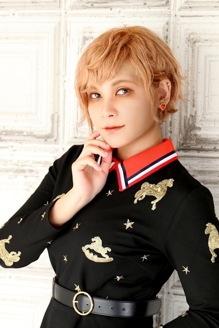 番組パーソナリティ:ファイルーズあい