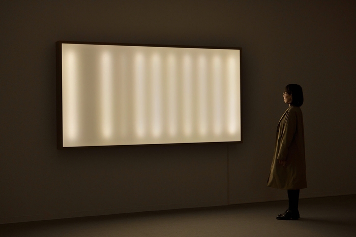 松井 沙都子《ホーム・インテリア(照明器具)》|写真:大島 拓也