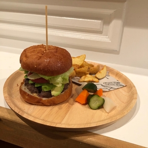 z4GhfP3jy0vtTKukMUAn.jpg?w=940&h=940