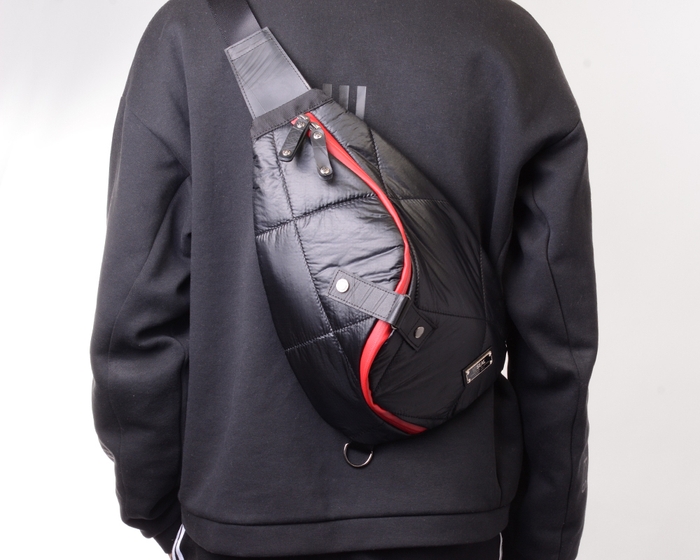 製品画像(ブラック×レッド)