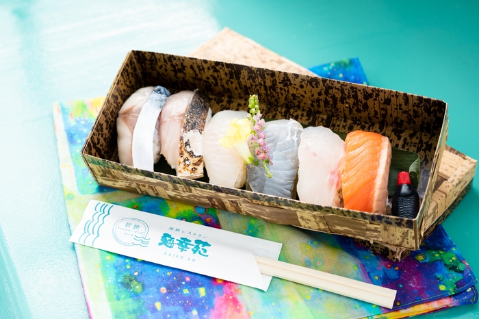 小浜のブランド魚が集合!海の上で食べる「四味姫鮨」