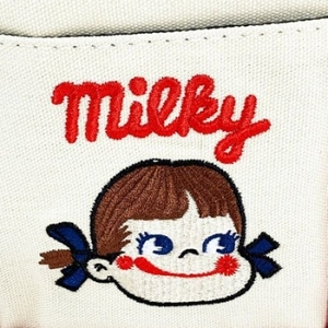 zBu9ZT4J8f9Vp83nLF4t.jpg?w=940&h=940