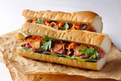 zEGbe6vFvJazUejIVwsT.jpg?w=940&h=940