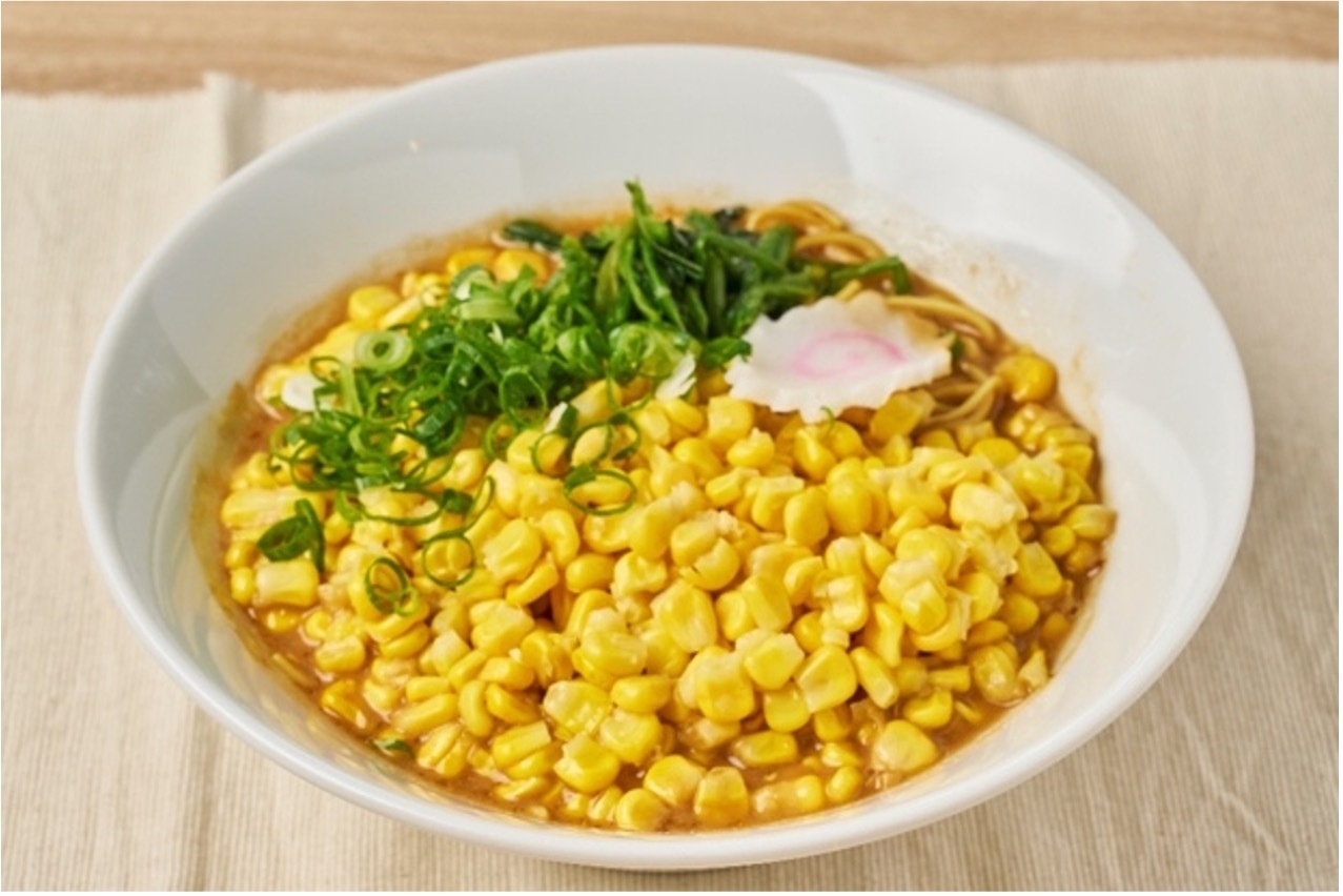 コーンなにたっぷりラーメン