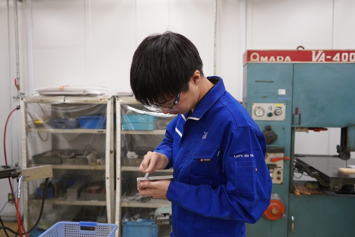 バリ取りにも挑戦!