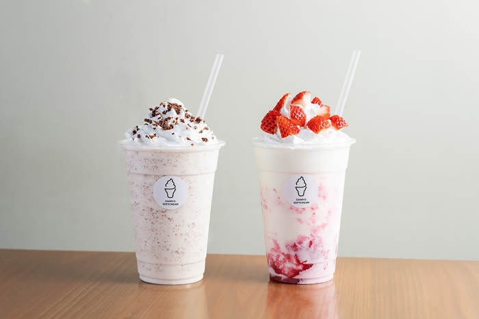 飲むソフトクリーム=ソフペチーノ。写真はミルクとあまおう苺。