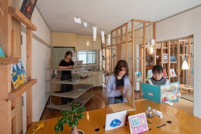 一つ山荘絵本サロン105