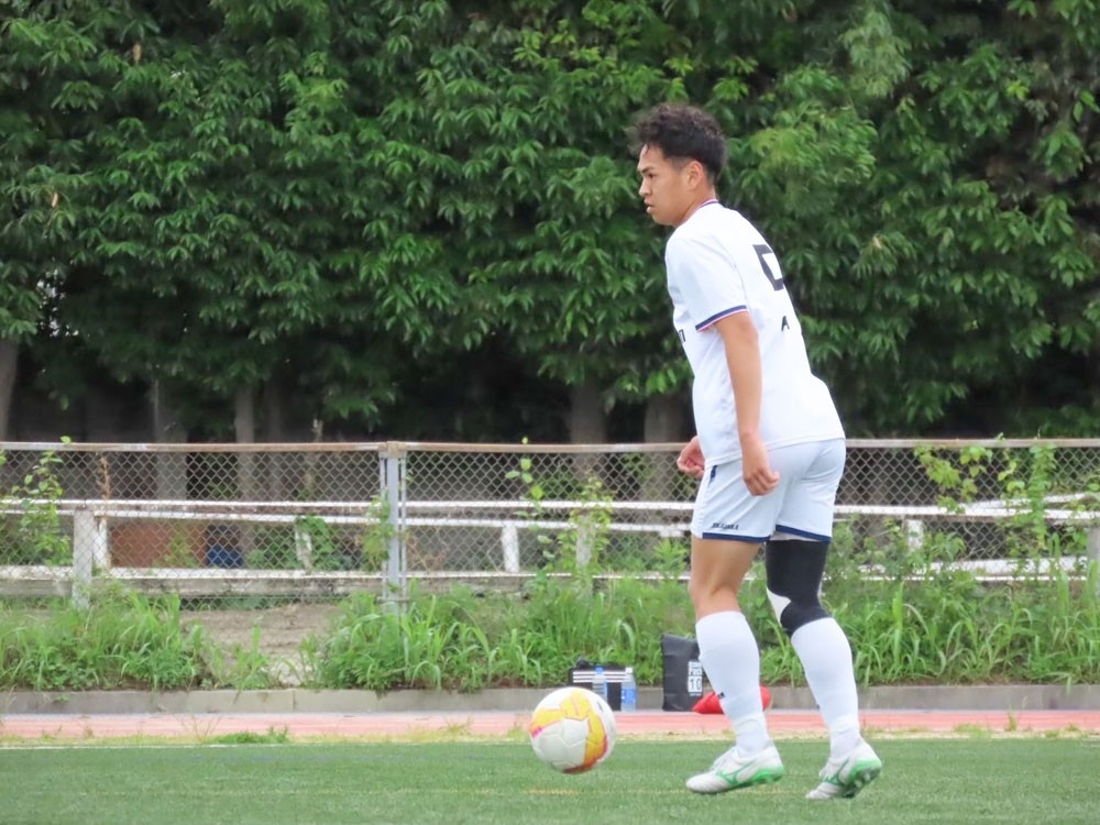 大阪信愛学院大学サッカー部 出原響選手　FCティアモ枚方（JFL）への2027シーズン加入が内定