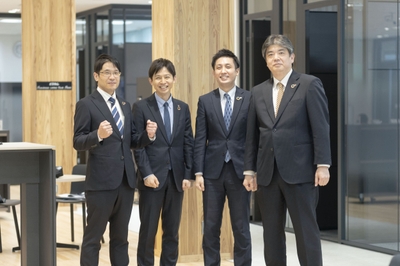 zPL4j8UzFpBMRsqCiXe4.jpg?w=940&h=940