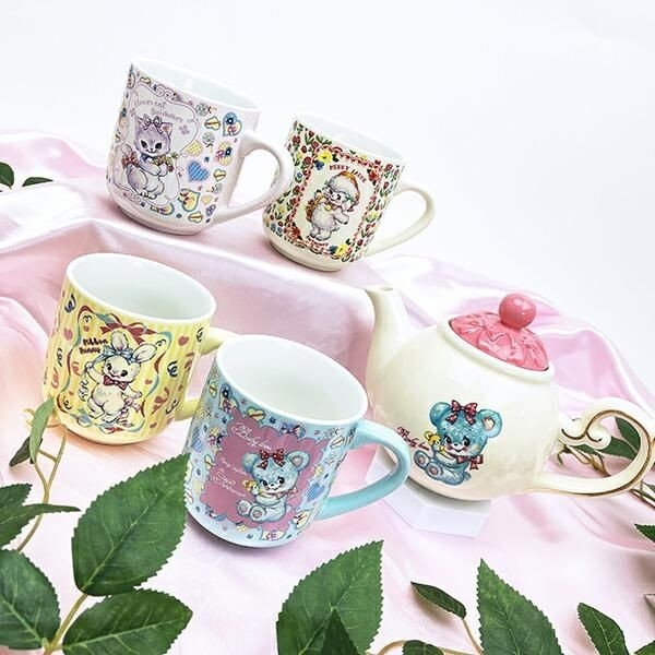 スイマーの人気再復活！レトロな雰囲気がイマドキなマグカップで一息つきませんか？