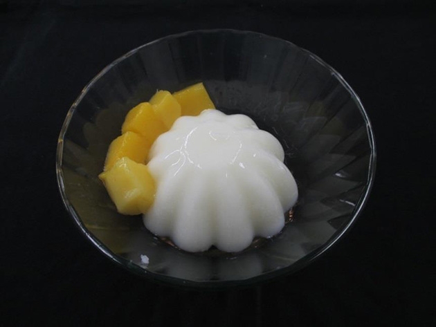 奈良病院栄養部×附属農場　病院食で附属農場産『近大マンゴー』を提供