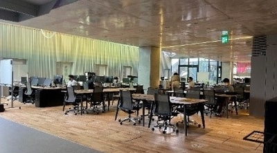 zTVmMXngLp9qOKFkk042.jpg?w=940&h=940