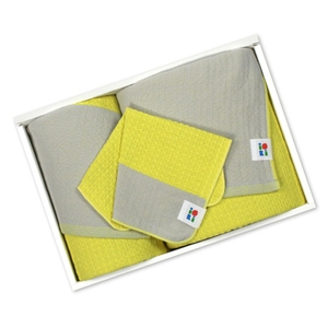 zVxy99neUrauBndQOHG2.jpeg?w=940&h=940