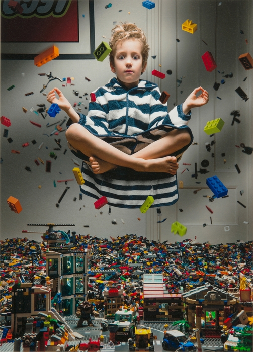 アル・ラプコフスキー《もっとレゴがほしい》 2016年 (C)Al Lapkovsky