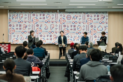 zhhgfOkue4H27BlT8lEa.jpg?w=940&h=940