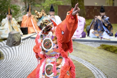 zkvHS99NLgaRt7nCWnS3.jpg?w=940&h=940