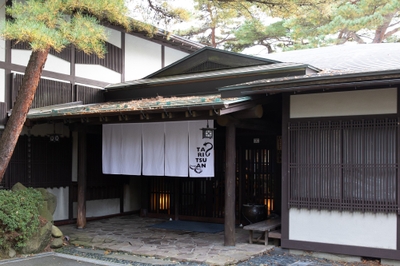 zkxNBc6PhaimwgdFBjJW.jpg?w=940&h=940