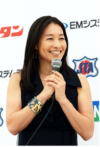 zkyiBUpDjGeSgEHVjAcL.jpg?w=940&h=940