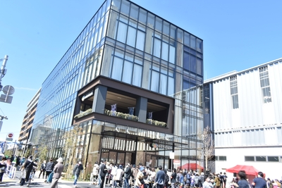 zlwp2GocoAn3OBuJm7Px.jpg?w=940&h=940