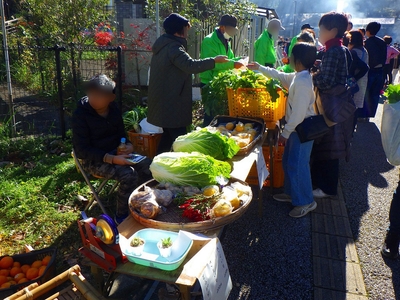 zmzGsJsevZQBackVe7H1.jpg?w=940&h=940