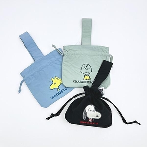 スヌーピーの巾着バッグ